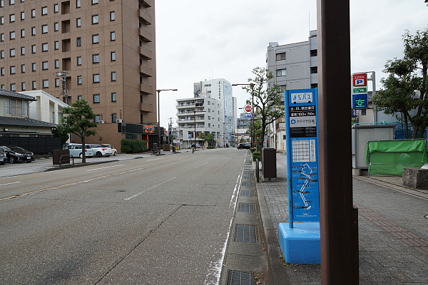 写真(21) /busstop/gazo600/gazo20191023/tatemachihiroba-jrmbDSC04935.JPG