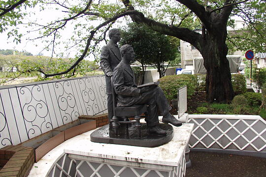 日下部太郎・グリフィス記念像 の写真(80) 2005年10月23日