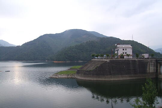 九頭竜ダム の写真(80) 2007年10月07日