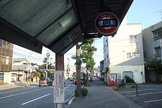 写真(82) /busstop/gazo540/gazo20091107/yokoyamamachi-1cDSCF2108.JPG