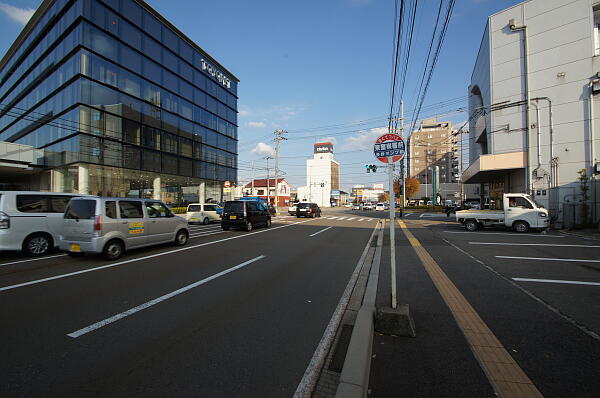 写真(11) /busstop/gazo600/gazo20101120/higashikeisatsushomae-bDSC04729.JPG