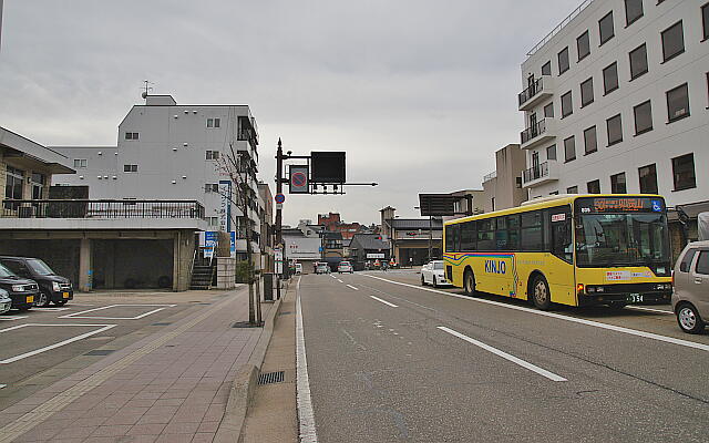 写真(80) /busstop/gazo640/gazo20130406/kenrokumotomachi-jrbDSC00379.JPG