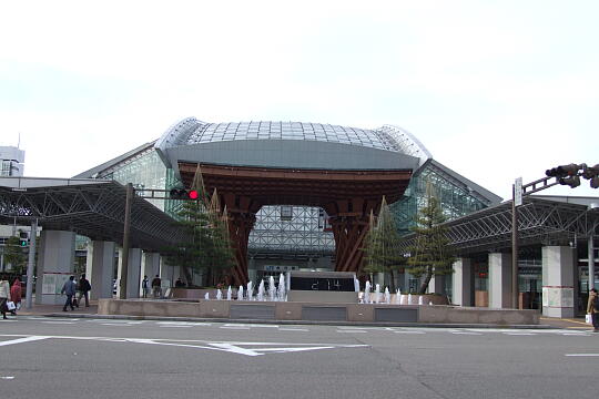 もてなしドーム・鼓門（金沢駅東広場） の写真(80) 2008年02月11日