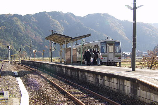 美山駅 の写真(81) 2005年11月20日