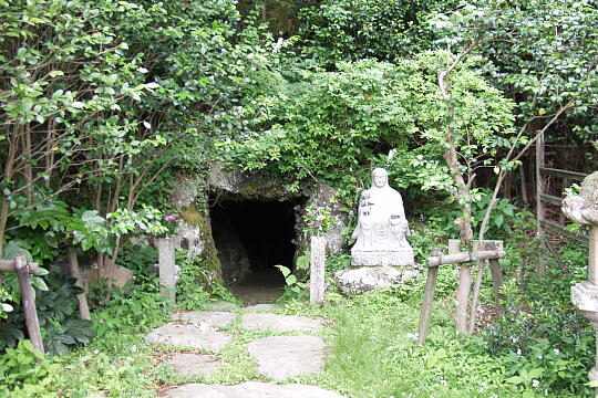 空印寺・八百比丘尼入定洞 の写真(87) 2005年06月05日