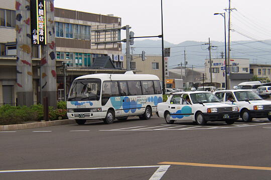 小浜駅前 国宝巡りバスのりば の写真(83) 2006年06月04日