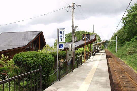 青郷駅 の写真(84) 2005年06月05日