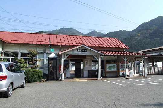 飛騨金山駅 の写真(80) 2006年11月04日