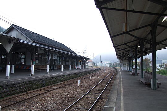 長良川鉄道 郡上八幡駅 の写真(84) 2006年11月04日