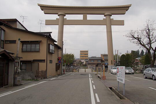 桜山八幡宮参道 の写真(82) 2005年04月29日