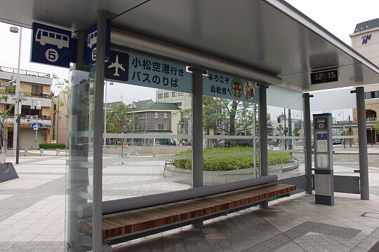 小松駅西口 バス乗り場 の写真(86) 2005年07月03日