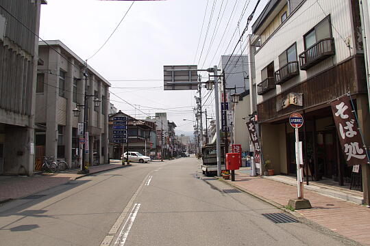 山代温泉東口バス停 の写真(80) 2005年05月29日