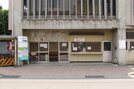 山代温泉東口バス停 の写真(81) 2005年05月29日