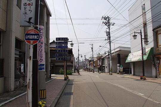 山代温泉東口バス停 の写真(83) 2005年05月29日