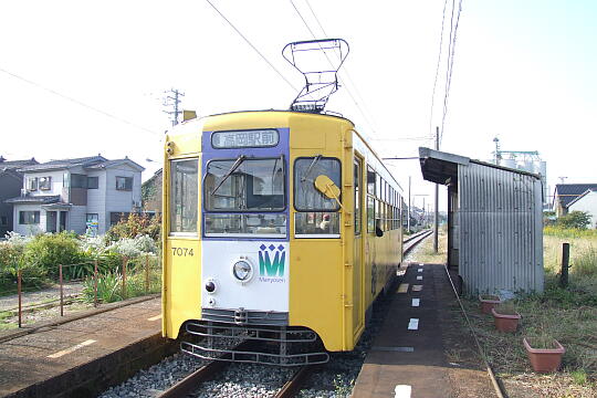 万葉線 中伏木駅 の写真(82) 2006年10月14日