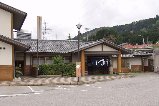 道の駅 井波（いなみ木彫りの里 創遊館） の写真(86) 2006年05月03日