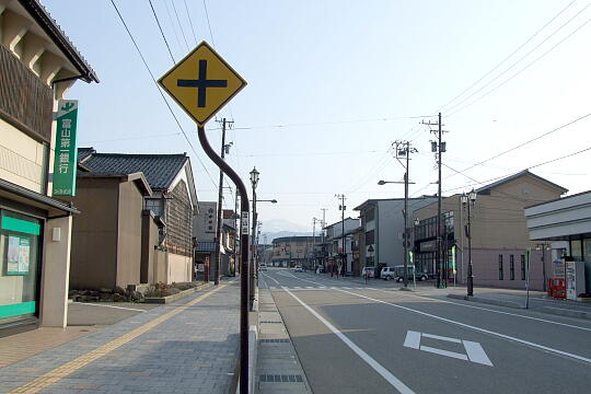 〔城端〕西町通り（国道304号線） の写真(84) 2008年04月06日