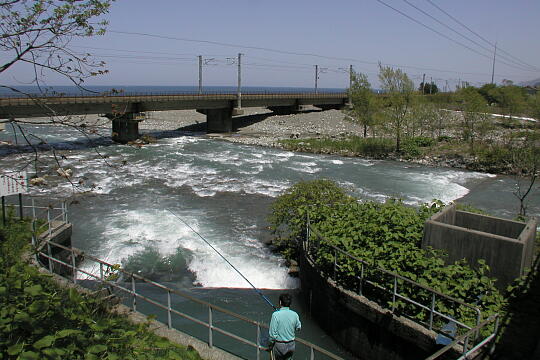 富山・新潟県境（国道８号線） の写真(80) 2005年05月03日