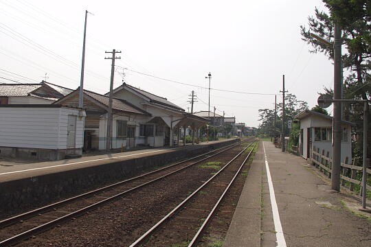ＪＲ雨晴駅 の写真(87) 2005年06月25日