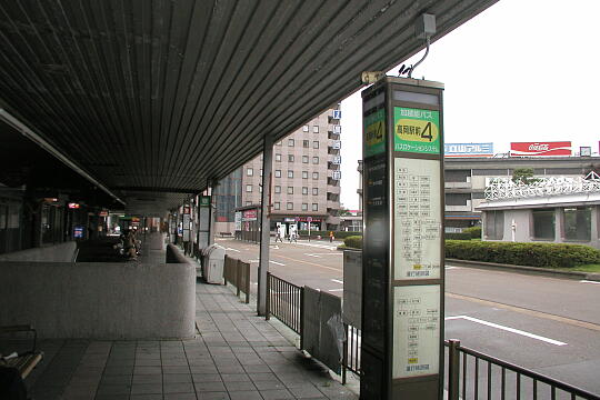 高岡駅前バスのりば の写真(85) 2005年07月09日