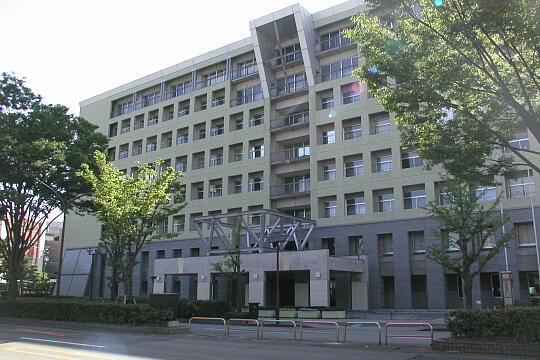 富山市役所 の写真(80) 2005年05月03日