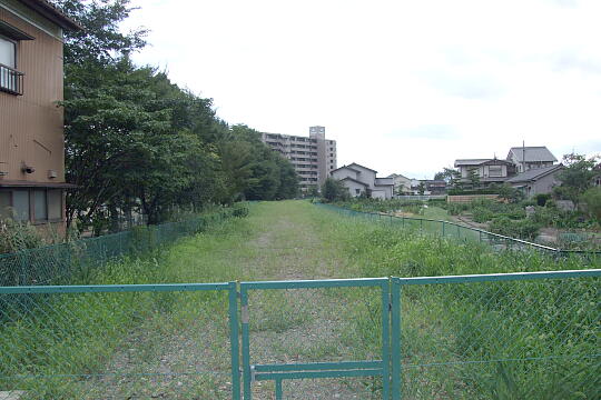 旧線跡（奥田中学校前付近） の写真(82) 2007年09月17日