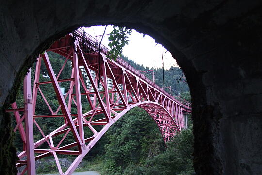 新山彦橋（鉄道橋） の写真(81) 2009年10月12日