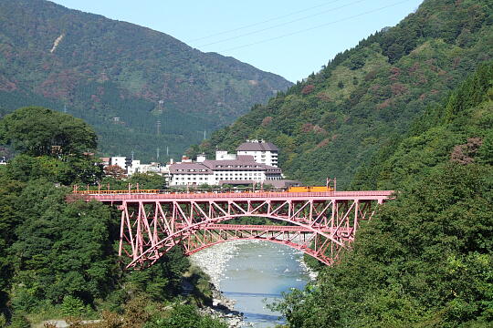 新山彦橋（鉄道橋） の写真(84) 2009年10月12日